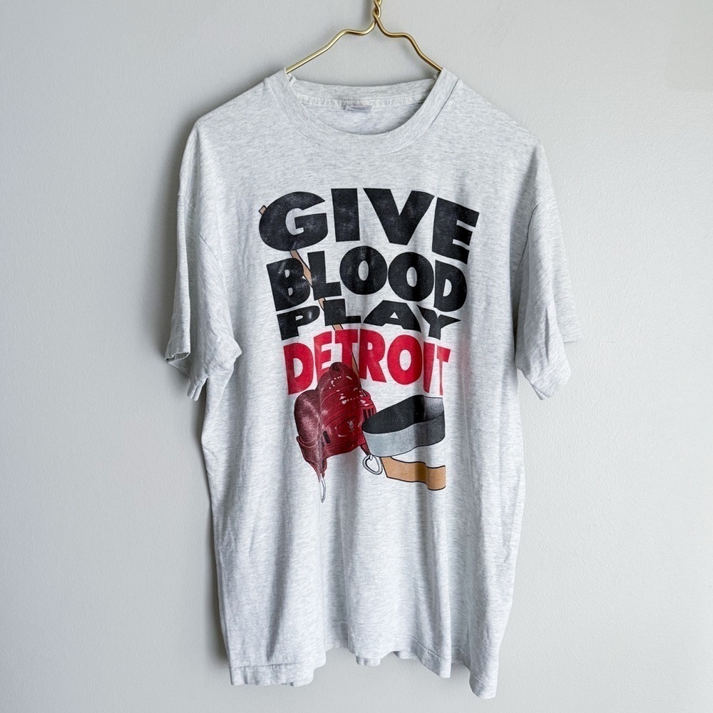 Vintage single stitch Detroit Red Wings Give blood play hockey tshirt grey XL